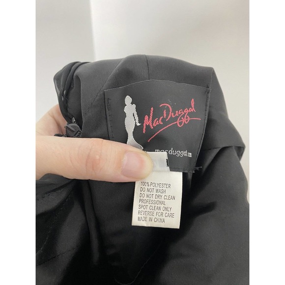 MAC DUGGAL BLACK Sheer Beaded EMBELLISHED Cap Sleeve Side Slit GOWN Sz 4 New - Picture 8 of 8
